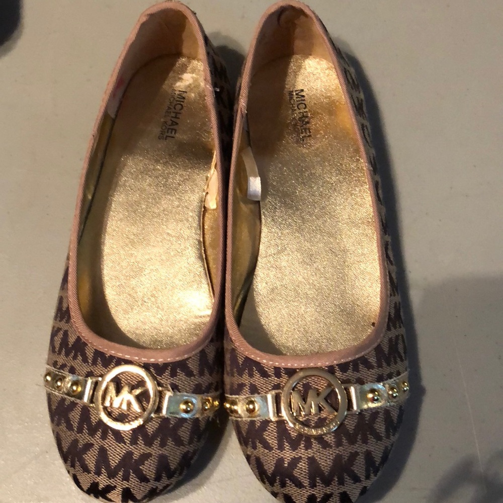 Michael Kota flats